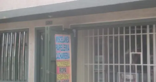 MISCELANEA PAPELERIA CACHARRERIA MISCELANEA PAPELERIA CACHARRERIA